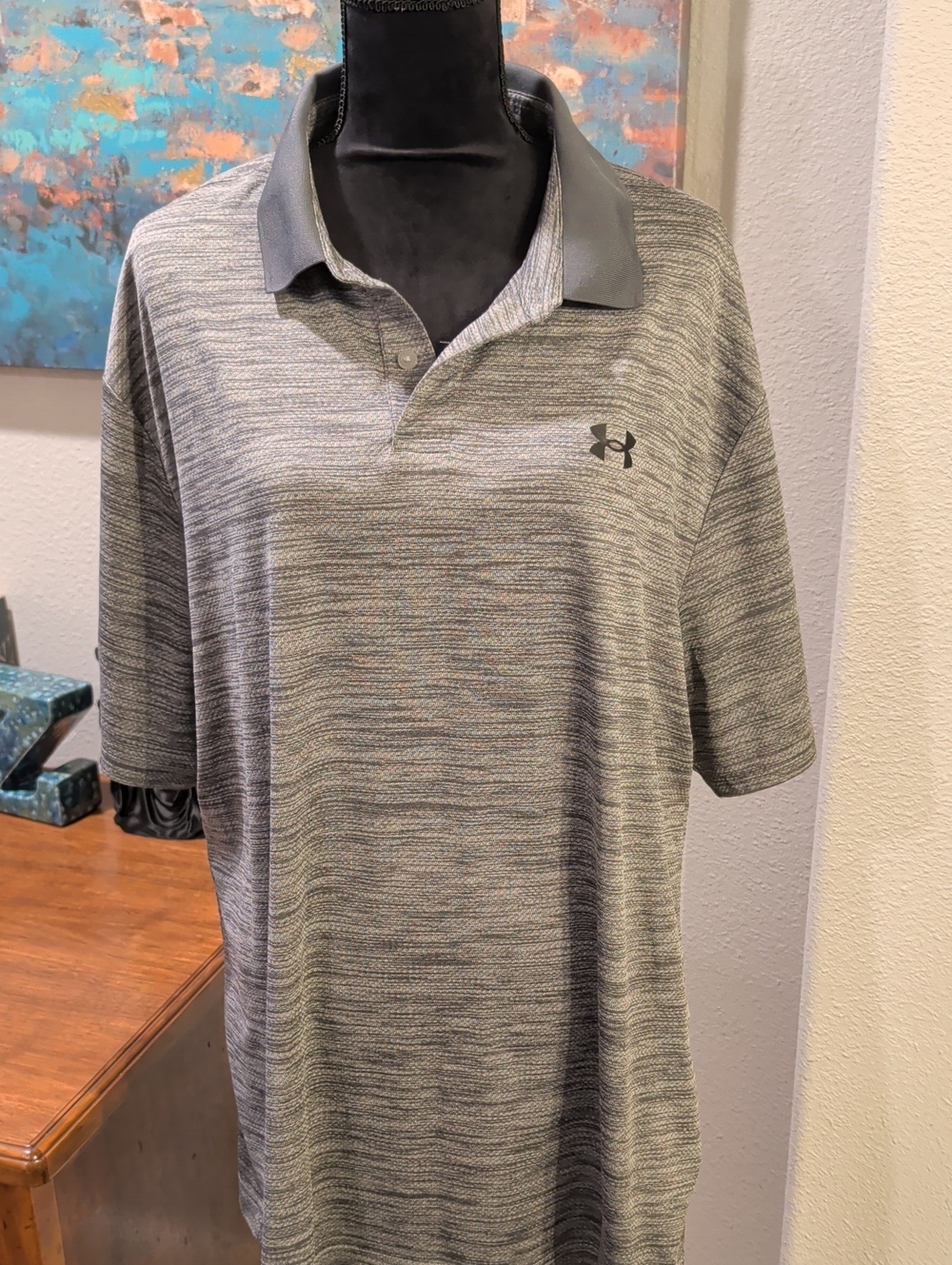 Under Armour Men’s Heathered Gray Polo with Contrast Collar